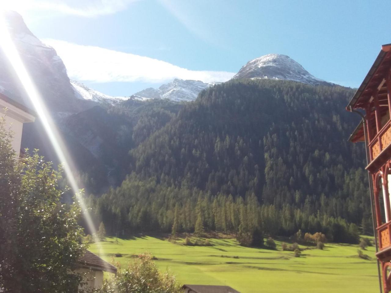 Hotel Piz Ela Bergun Davos Exteriör bild